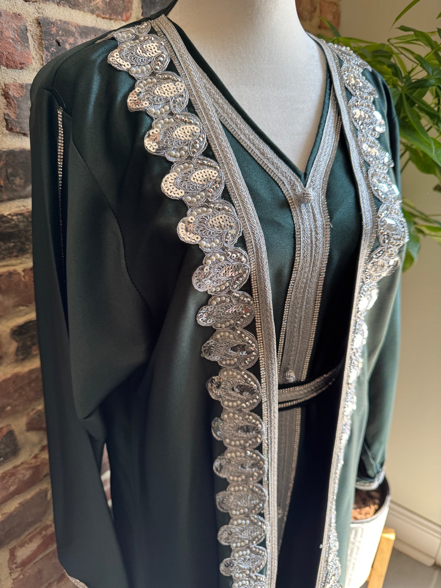 Kaftan Caftan Abaya Wedding Guest Outfit Two Piece Set with Belt - Dark Green