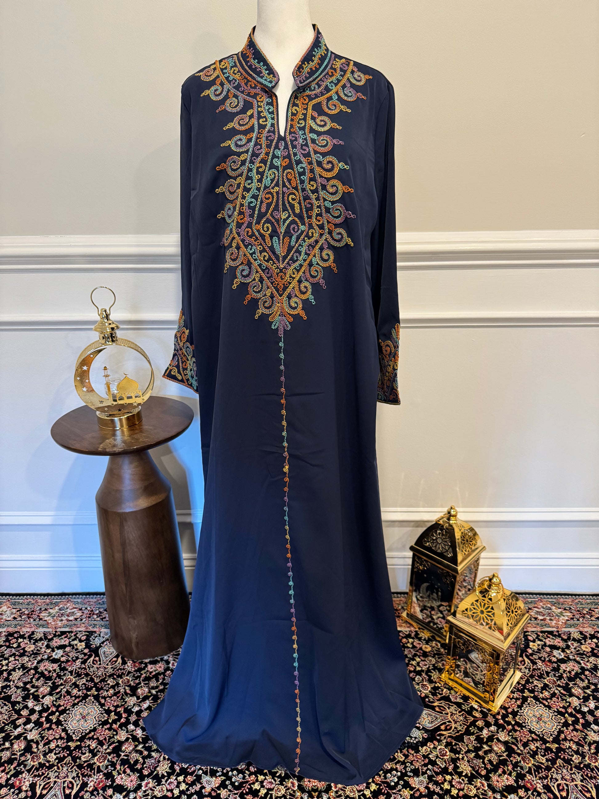 Casual embroidered thobe-style dress