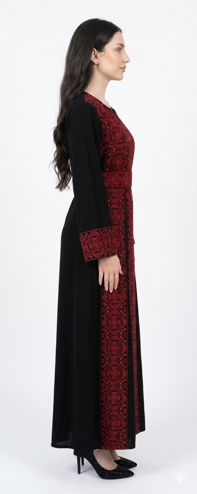 Classic Embroidered Thobe – Black & Red Floral Motif