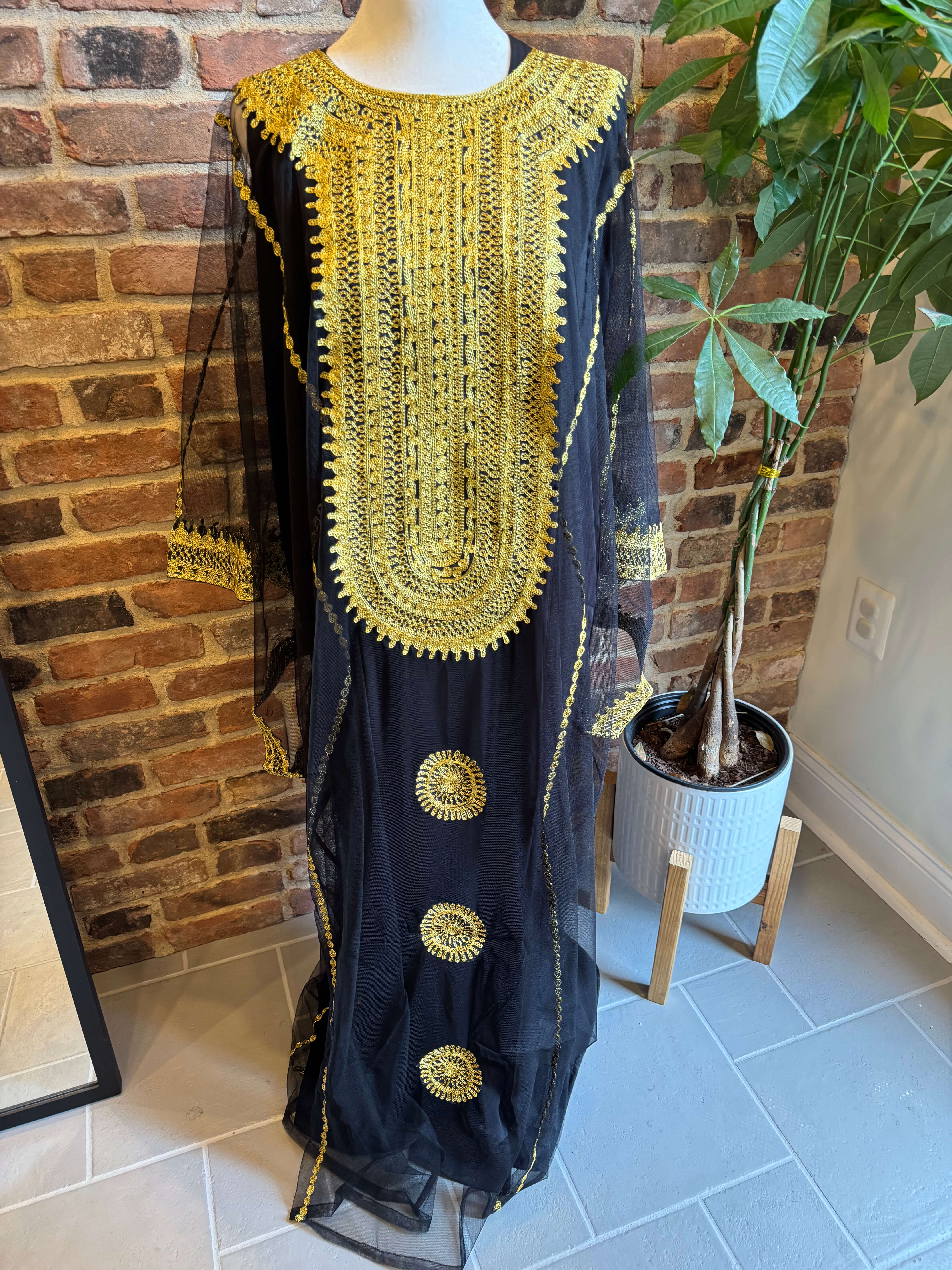 Iraqi Hashimi Thobe Dress – Black & Gold Embroidery | Alaseela