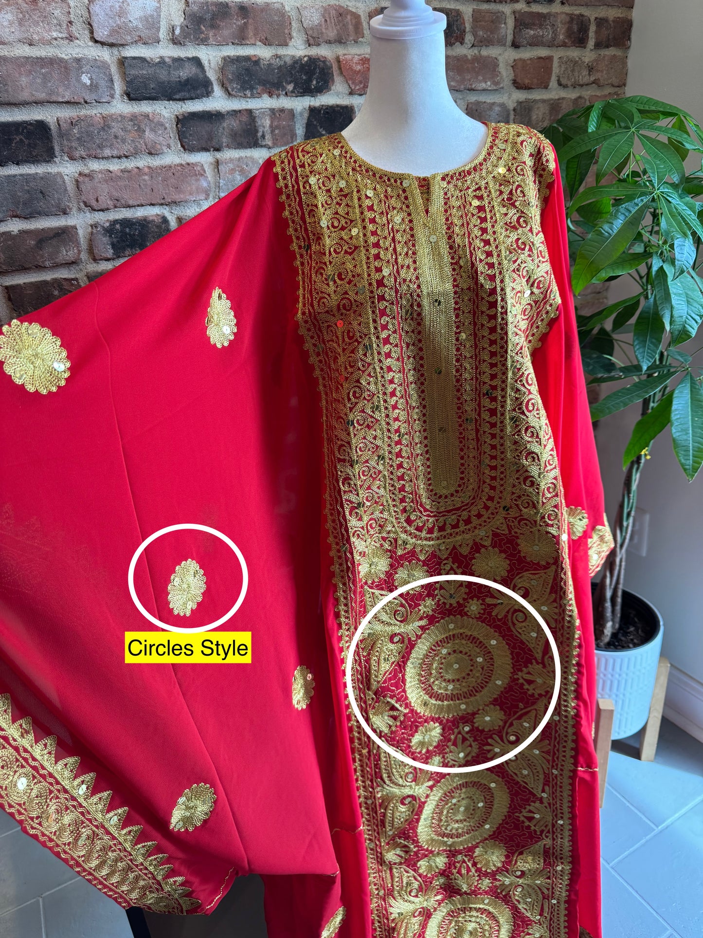 red circles design of iraqi hashmi dress available for shipping in USA