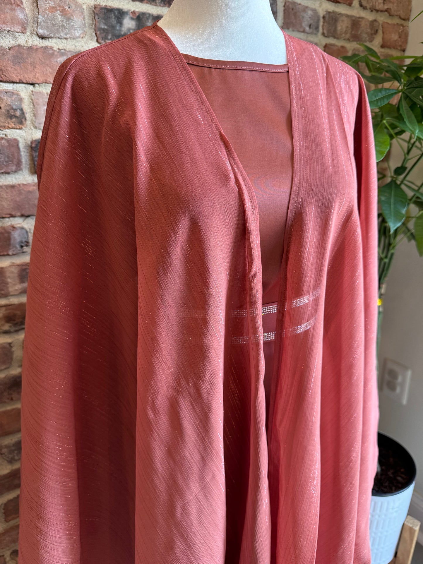 Two-piece abaya set with matching belt